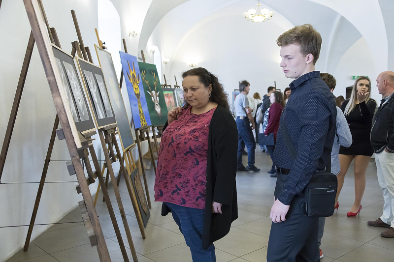 Obhajoby absolventských prací žáků výtvarného oboru 8. 5. 2019 (VO, HO)